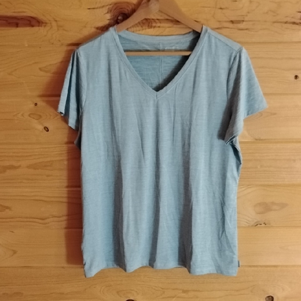 Eddie Bauer XL V-Neck Top